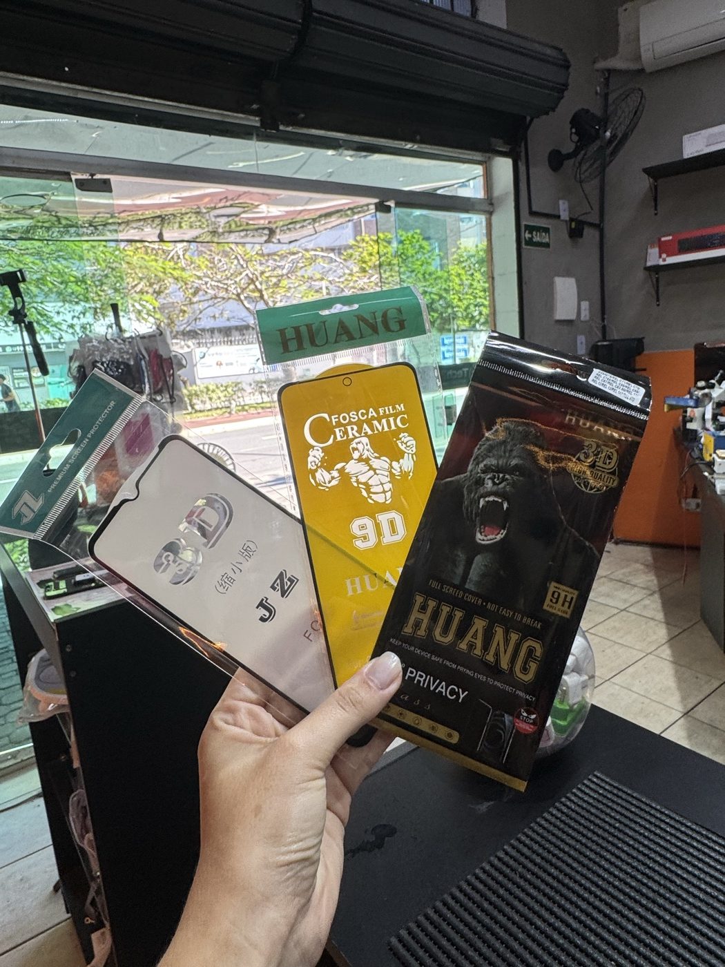 Reparo de celular na bancada da TechZone